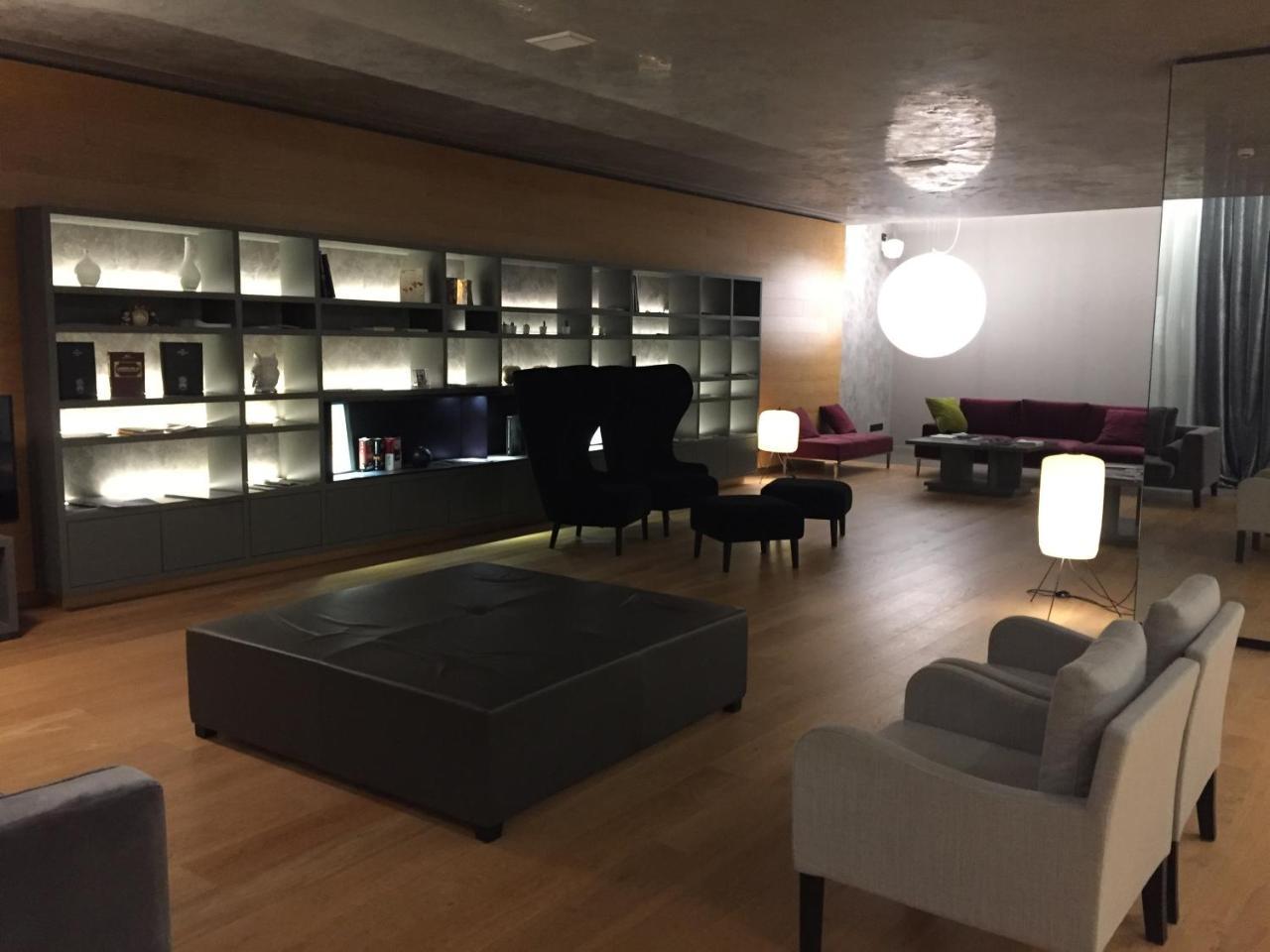 Link124 Hotel Parma Exteriör bild